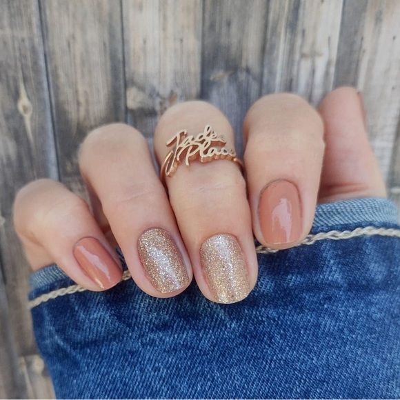 Color Street Nail Set Maple Me Crazy - Picture 5 of 7